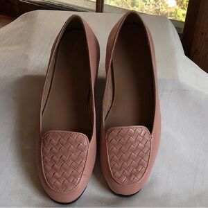 AEROSOLES Woven Loafers in Pink